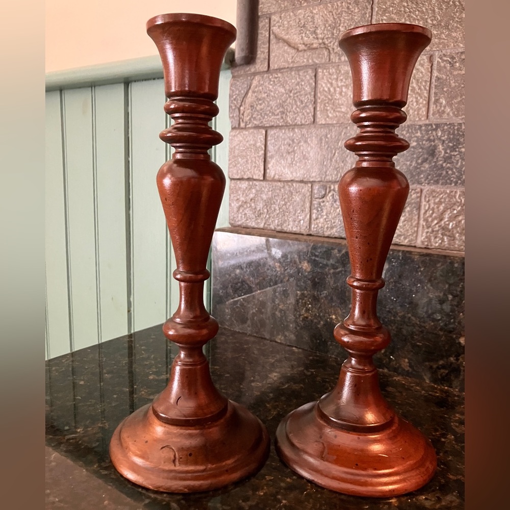 2 CHARLES LESTERS’ HAND TURNED WOOD CANDLESTICK CANDLE HOLDERS 9" X 3 5/8